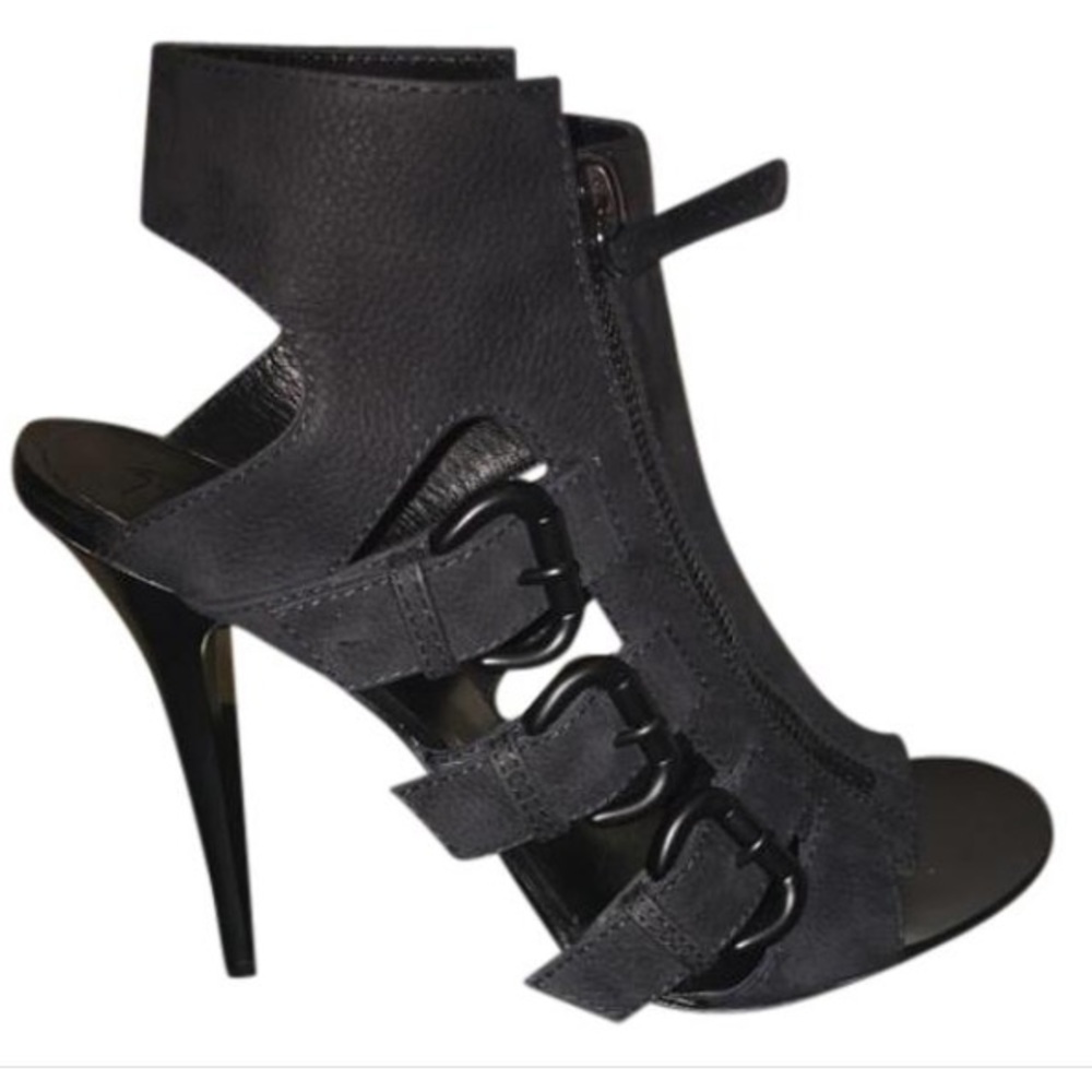Giuseppe Zanotti Black nubuck buckle sandals